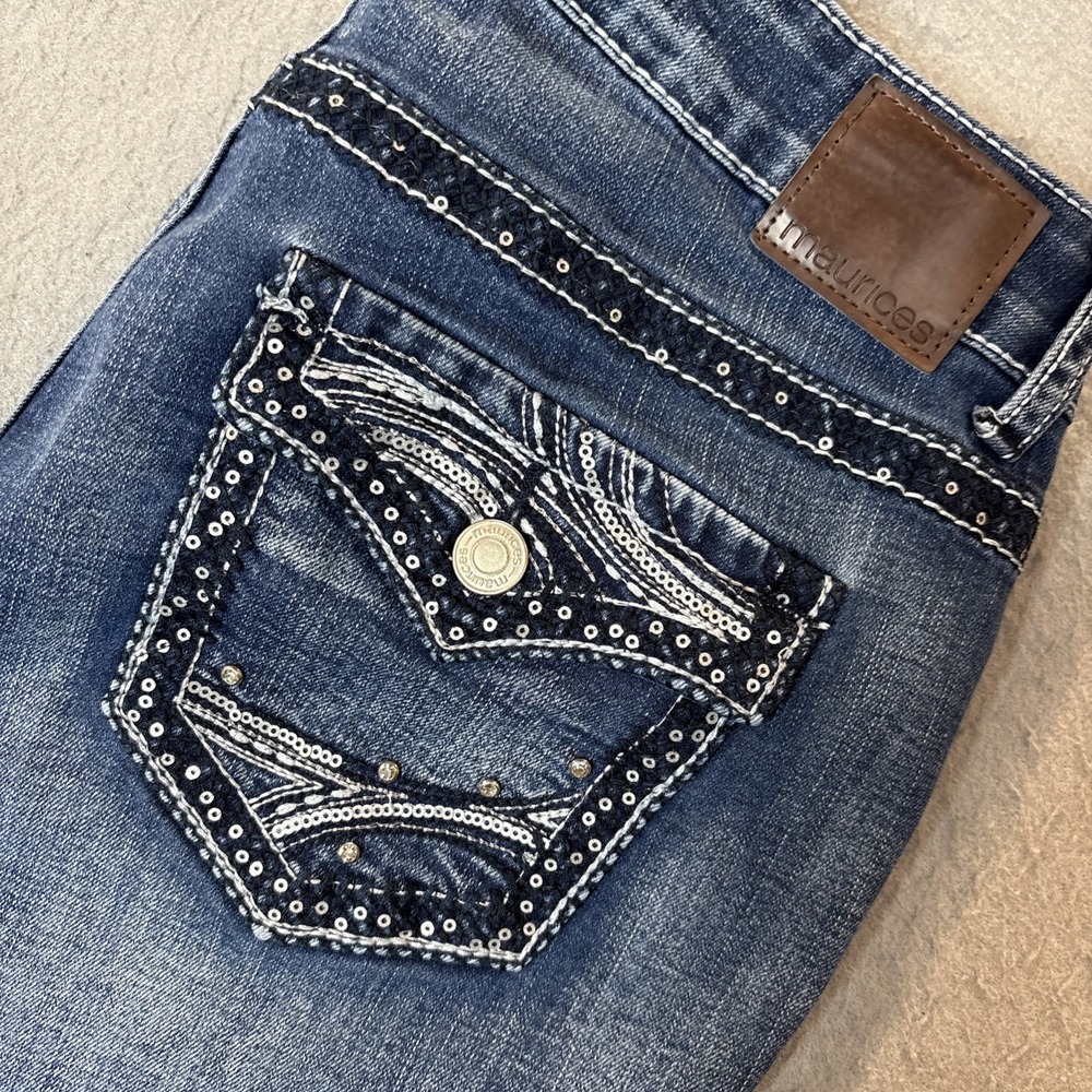 Maurices Womens Bootcut Dylan Jeans Size 7/8 R Whiskering Flap Pockets Stretch
